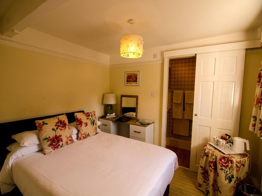 휫비 Arundel House B&B 객실 사진