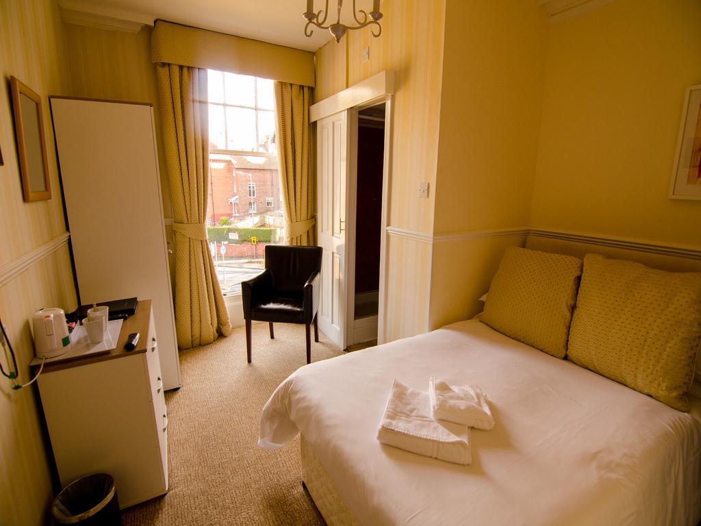 휫비 Arundel House B&B 객실 사진