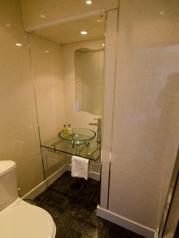휫비 Arundel House B&B 객실 사진